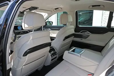 BMW 740d xDrive — Berline de prestige diesel, M-Paket, 148'000 km — Thumbnail 12