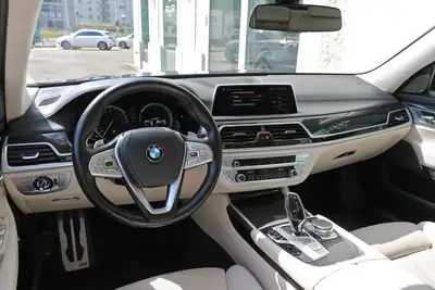 BMW 740d xDrive — Berline de prestige diesel, M-Paket, 148'000 km — Thumbnail 18