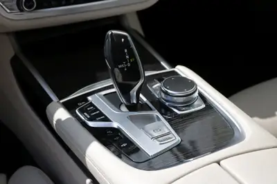 BMW 740d xDrive — Berline de prestige diesel, M-Paket, 148'000 km — Thumbnail 21