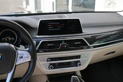 BMW 740d xDrive — Berline de prestige diesel, M-Paket, 148'000 km — Thumbnail 19