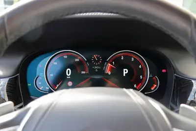 BMW 740d xDrive — Berline de prestige diesel, M-Paket, 148'000 km — Thumbnail 23