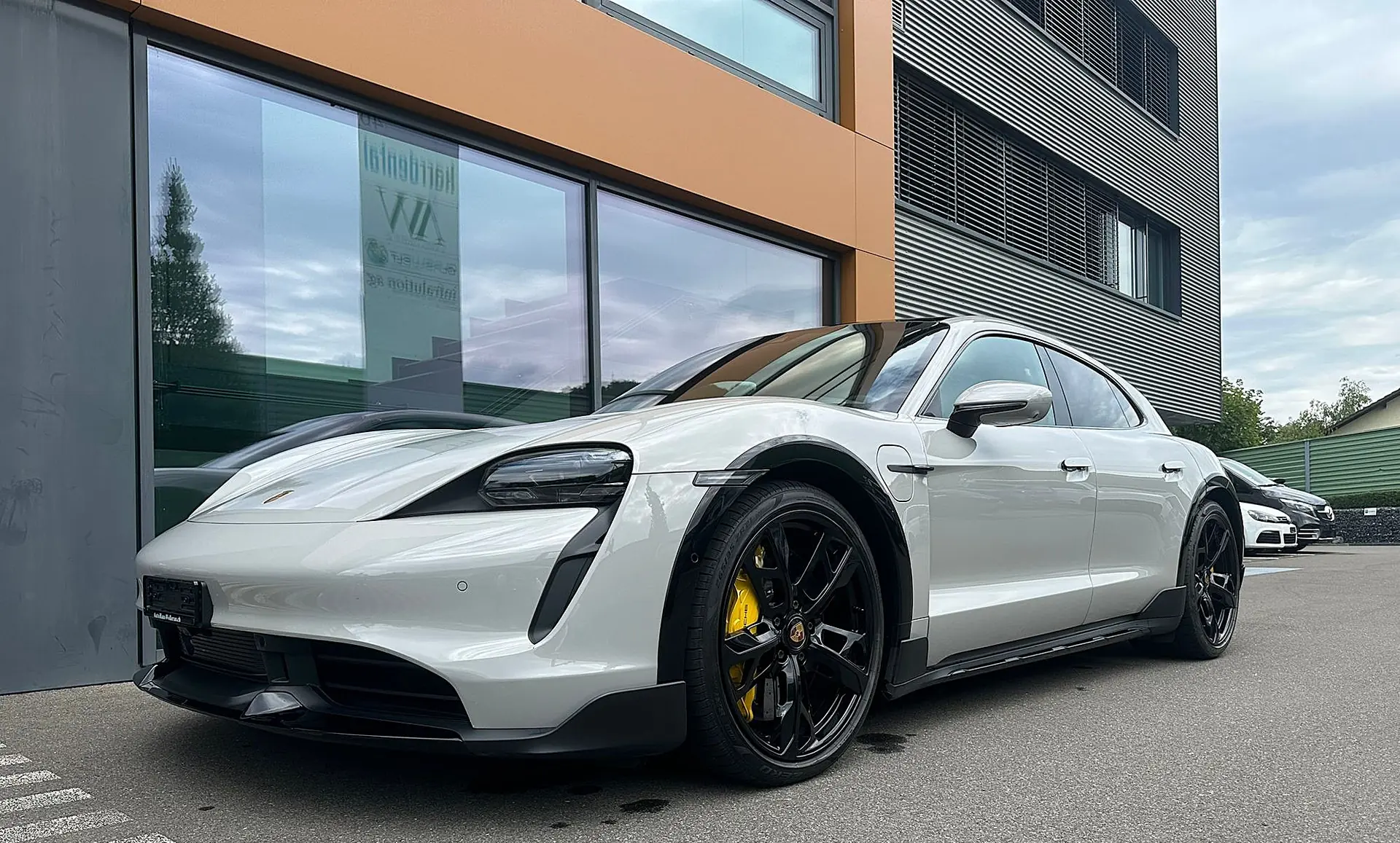 Porsche Taycan 2021 occasion Wollerau — 3