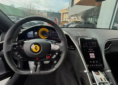 Ferrari Roma Spider 3.9 Turbo — Cabriolet sport légendaire, quasi-neuf avec 390 km — Thumbnail 12