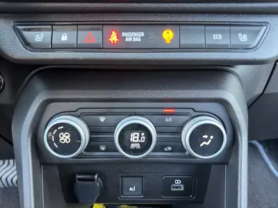 Dacia Jogger HEV 140 Extreme — Monospace hybride 7 places, consommation optimisée — Thumbnail 15