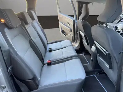 Dacia Jogger HEV 140 Extreme — Monospace hybride 7 places, consommation optimisée — Thumbnail 18