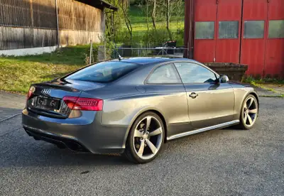 Audi RS5 Coupé 450 ch — Sportive haut de gamme, révision complète et MFK à jour — Innenraum