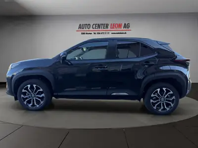 Toyota Yaris Cross 1.5 Active Drive e-CVT — Hybride essence, neuf avec garantie constructeur — rear view