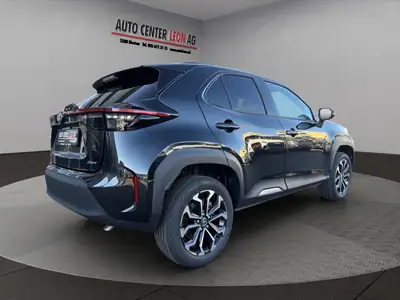 Toyota Yaris Cross 1.5 Active Drive e-CVT — Hybride essence, neuf avec garantie constructeur — detail