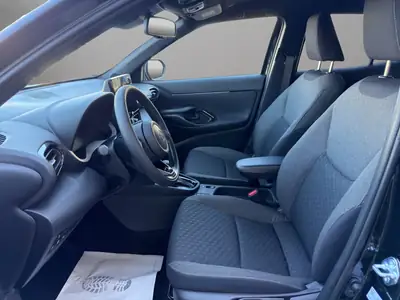 Toyota Yaris Cross 1.5 Active Drive e-CVT — Hybride essence, neuf avec garantie constructeur — Thumbnail 9