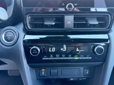 Toyota Yaris Cross 1.5 Active Drive e-CVT — Hybride essence, neuf avec garantie constructeur — Thumbnail 16
