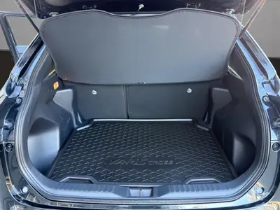 Toyota Yaris Cross 1.5 Active Drive e-CVT — Hybride essence, neuf avec garantie constructeur — Thumbnail 19
