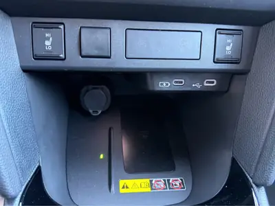 Toyota Yaris Cross 1.5 Active Drive e-CVT — Hybride essence, neuf avec garantie constructeur — Thumbnail 21