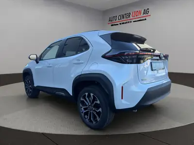 Toyota Yaris Cross 1.5 Active Drive e-CVT — Hybride performant, quasi neuf avec garantie étendue — interior