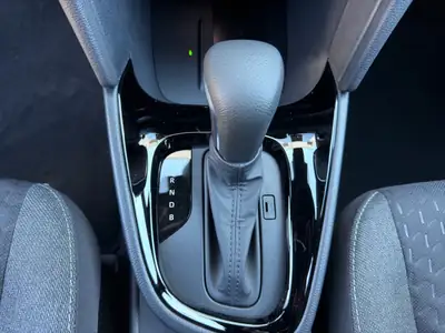 Toyota Yaris Cross 1.5 Active Drive e-CVT — Hybride performant, quasi neuf avec garantie étendue — Thumbnail 21