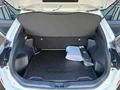 Toyota Yaris Cross 1.5 Active Drive e-CVT — Hybride performant, quasi neuf avec garantie étendue — Thumbnail 19