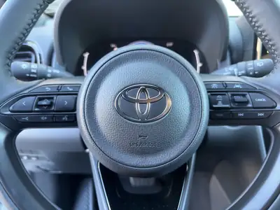Toyota Yaris Cross 1.5 Active Drive e-CVT — Hybride performant, quasi neuf avec garantie étendue — Thumbnail 31