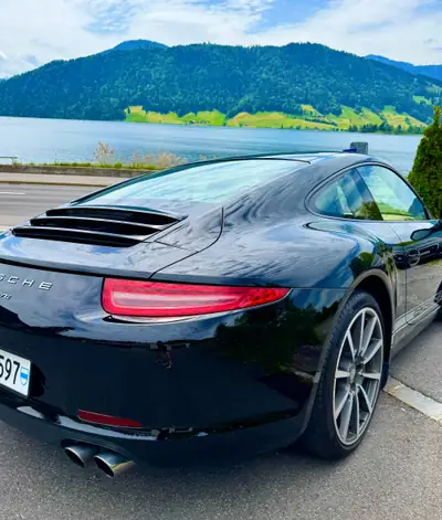 Porsche 911 Carrera 3.4 PDK — Coupé sportif mythique, entretien récent et faible kilométrage — arrière