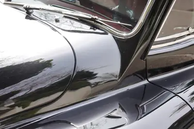 Jaguar XK140 Coupé 1955 — Légende britannique, statut vétéran, 210 ch authentiques — détail