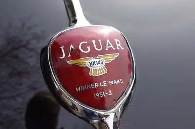 Jaguar XK140 Coupé 1955 — Légende britannique, statut vétéran, 210 ch authentiques — Miniature 15