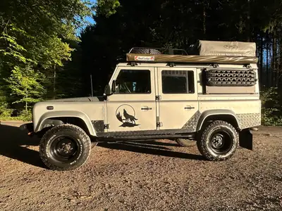 Land Rover Defender 110 SW 2.5 Td5 — L'aventurier polyvalent, historique et fiable — Innenraum