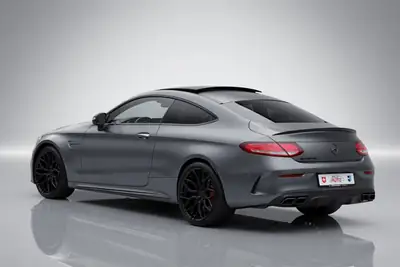 Mercedes-Benz C 63 S AMG Speedshift — Coupé sportif 510 ch, faible kilométrage — vista posteriore