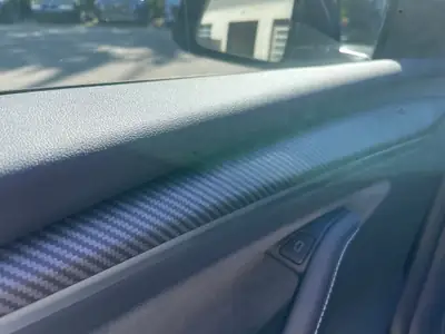 Tesla Model Y Performance Dual Motor — SUV électrique haute performance, 49'000 km — intérieur
