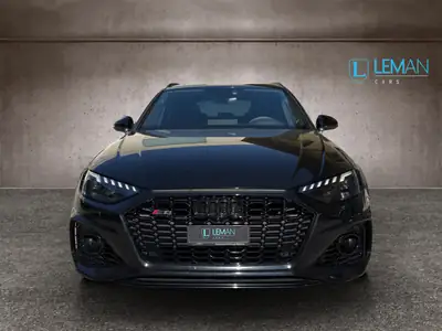 Audi RS4 Avant quattro — Break haute performance, 450 ch, première main — côté