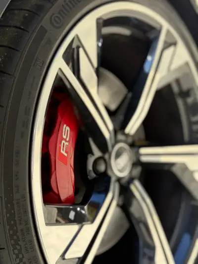 Audi RS4 Avant quattro — Break haute performance, 450 ch, première main — intérieur