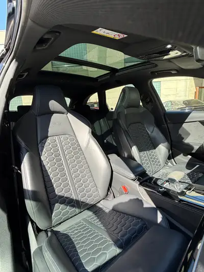 Audi RS4 Avant quattro — Break haute performance, 450 ch, première main — Miniature 12