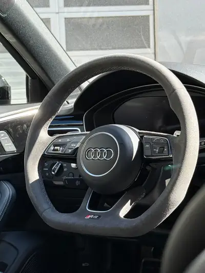 Audi RS4 Avant quattro — Break haute performance, 450 ch, première main — Miniature 13