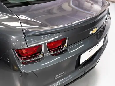 Chevrolet Camaro SS 2010 — Muscle car légendaire, 405 ch et très faible kilométrage — Miniature 30