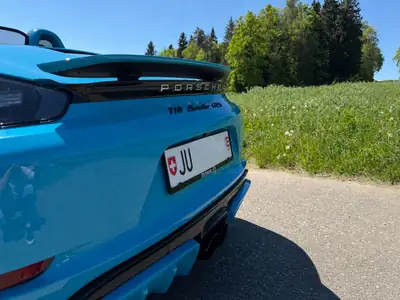 Porsche 718 Boxster GTS 2.5 PDK — Cabriolet sportif Miami Blue, 65'000 km — Miniature 10