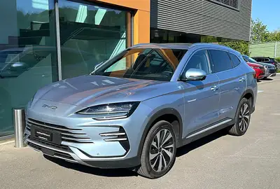 BYD Seal U DM-i Boost 2025 — SUV hybride rechargeable, 15 000 km seulement — exterior view