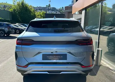BYD Seal U DM-i Boost 2025 — SUV hybride rechargeable, 15 000 km seulement — interior