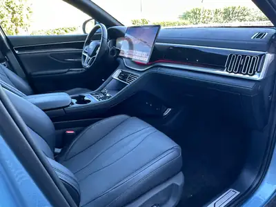 BYD Seal U DM-i Boost 2025 — SUV hybride rechargeable, 15 000 km seulement — Thumbnail 22