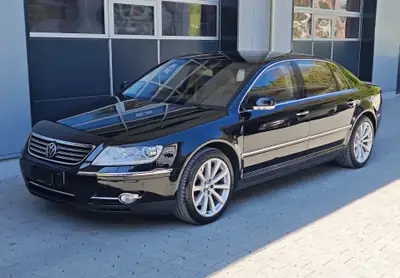 Volkswagen Phaeton — Berline de prestige, moteur 334 ch, version longue — Außenansicht