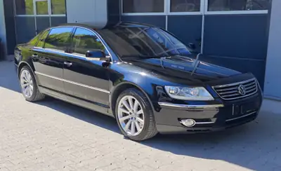 Volkswagen Phaeton — Berline de prestige, moteur 334 ch, version longue — Detail