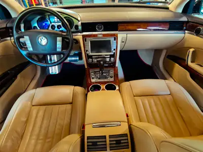Volkswagen Phaeton — Berline de prestige, moteur 334 ch, version longue — Miniatur 7