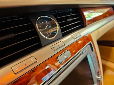 Volkswagen Phaeton — Berline de prestige, moteur 334 ch, version longue — Miniatur 10