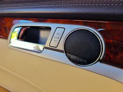 Volkswagen Phaeton — Berline de prestige, moteur 334 ch, version longue — Miniatur 11