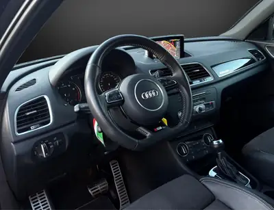 Audi Q3 2.0 TFSI S-Line — SUV compact sportif, 220 ch quattro, 1ère main, impeccable — Miniature 8