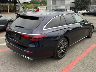 Mercedes-Benz E 300 e T-Modell — Break hybride rechargeable, 313 ch, très peu kilométré — Innenraum