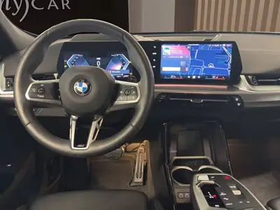 BMW X2 sDrive 20i 48V M Sport — SUV compact dynamique, essence performante — cruscotto