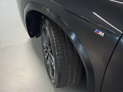 BMW X2 sDrive 20i 48V M Sport — SUV compact dynamique, essence performante — Miniatura 14