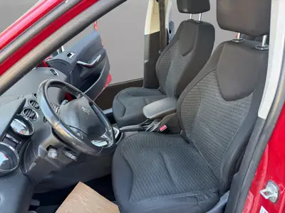 Peugeot 308 1.6 Turbo Allure — Berline dynamique, toit panoramique, sans sinistre — Thumbnail 12