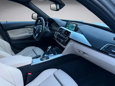 BMW 335d xDrive Touring M Sport — Break diesel performant, 313 ch, équipement premium — Thumbnail 14