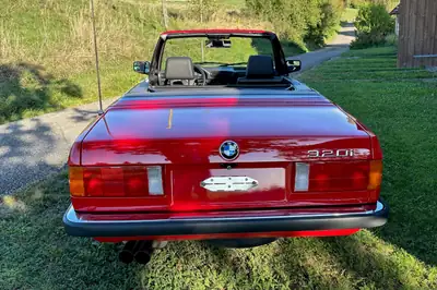 BMW 320i E30 Cabriolet 1989 — Roadster Rétro Culte, Tuning Alpina Signé — arrière