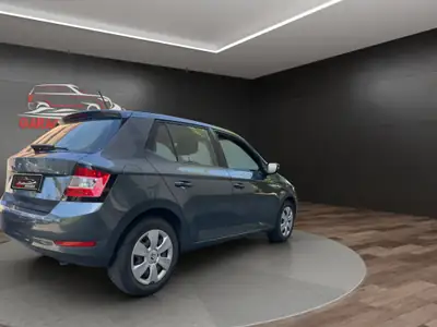 Skoda Fabia 1.0 MPI Active — Citadine fiable, sans accident, entretien à jour — détail