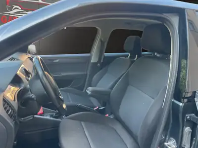 Skoda Fabia 1.0 MPI Active — Citadine fiable, sans accident, entretien à jour — Miniature 9