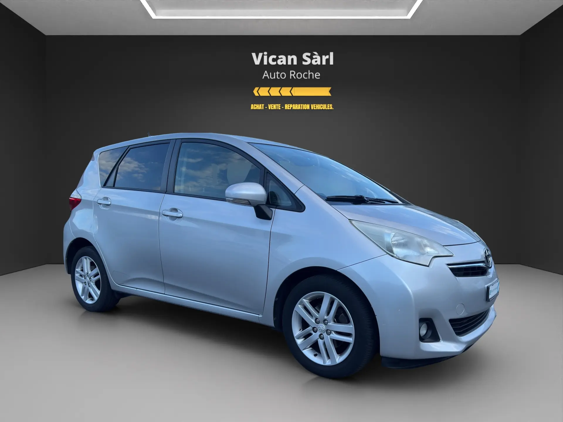 Toyota Verso S 2011 occasion Roche — 3